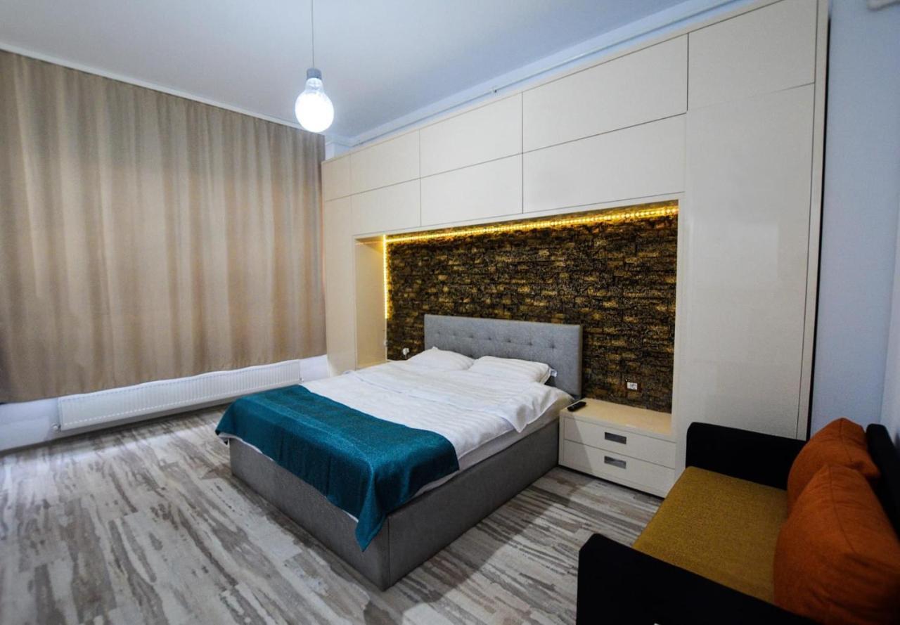 Lakeside Studio Mamaia Central Exterior foto