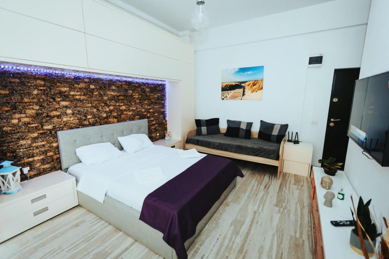 Lakeside Studio Mamaia Central Exterior foto